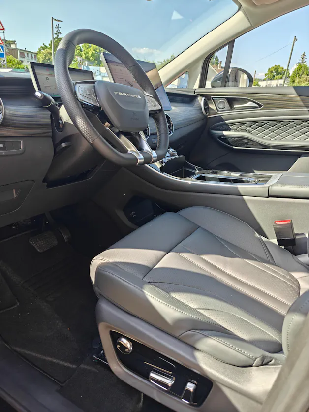 FORTHING 4 U-Tour 1.5 T GDI PHEV