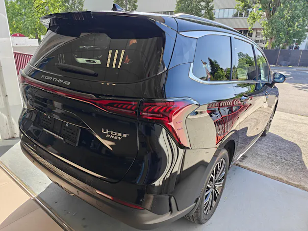 FORTHING 4 U-Tour 1.5 T GDI PHEV