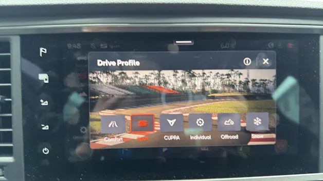 Cupra Ateca 2.0 TSI VZ 4Drive *** TOPAUSSTATTUNG MIT 5 JAHREN CUPRA WERKSGARANTIE **