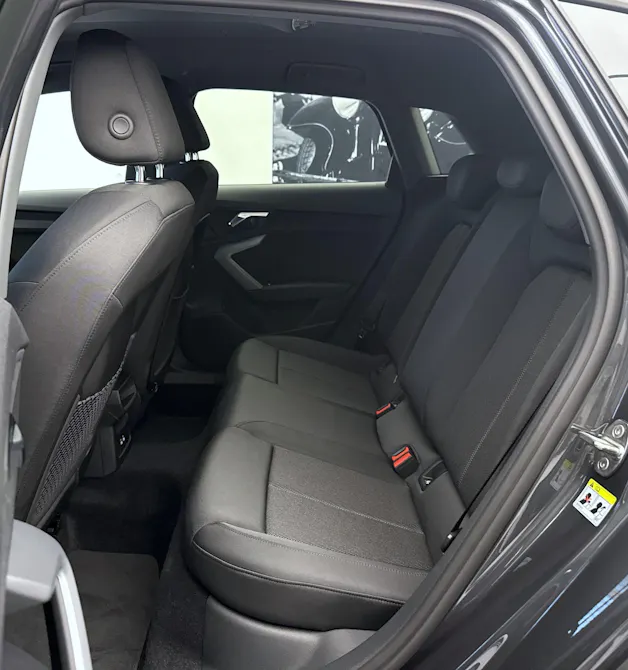 Audi A3 Sportback TFSI 110 kW Attraction S tronic