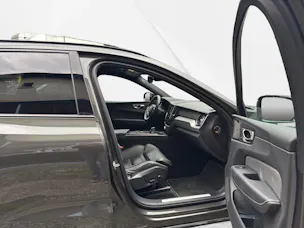 Volvo XC60 T6 eAWD R-Design Geartronic