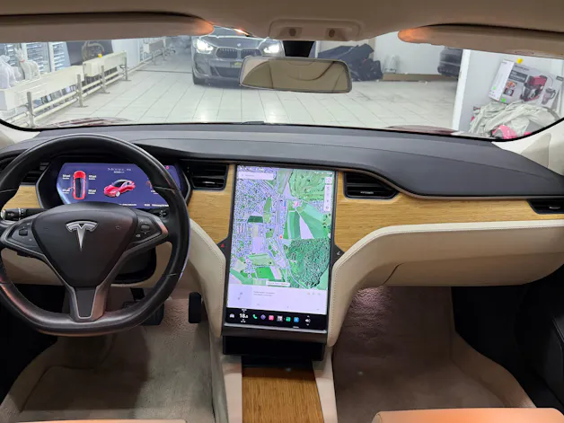 Tesla Model S 100 D