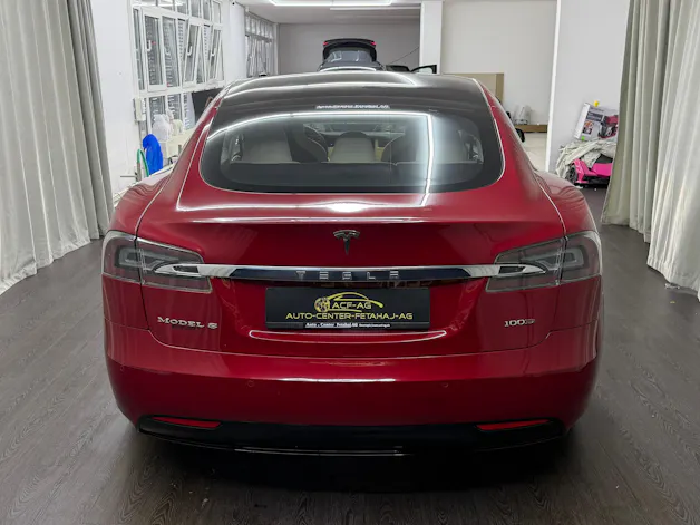Tesla Model S 100 D