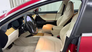 Tesla Model S 100 D