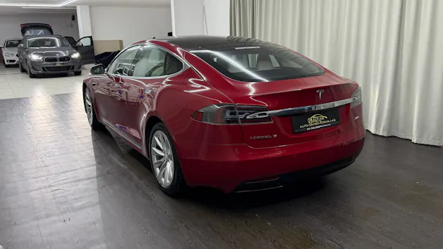 Tesla Model S 100 D