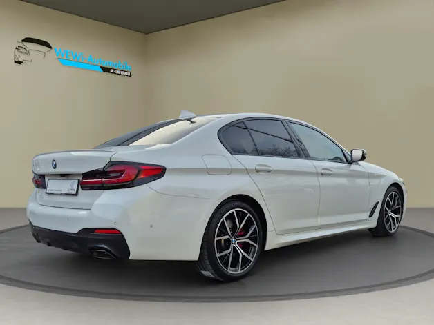 BMW 545e xDrive Pure M Sport Steptronic