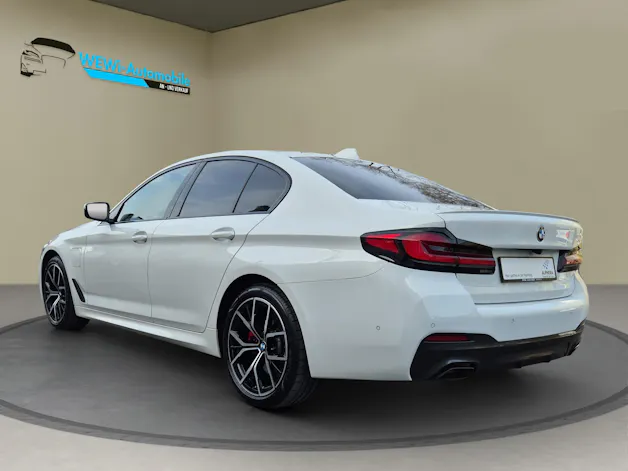 BMW 545e xDrive Pure M Sport Steptronic