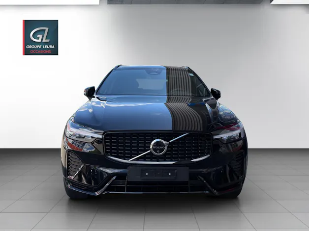 Volvo XC60 B5 B AWD Plus Dark