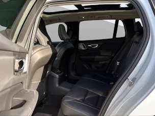 Volvo V60 T8 eAWD Plug in Hybrid Ultra Dark Geartronic