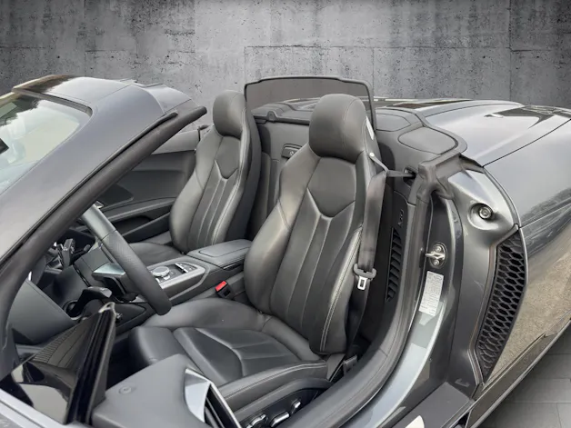 Audi R8 Spyder RWD S-Tronic