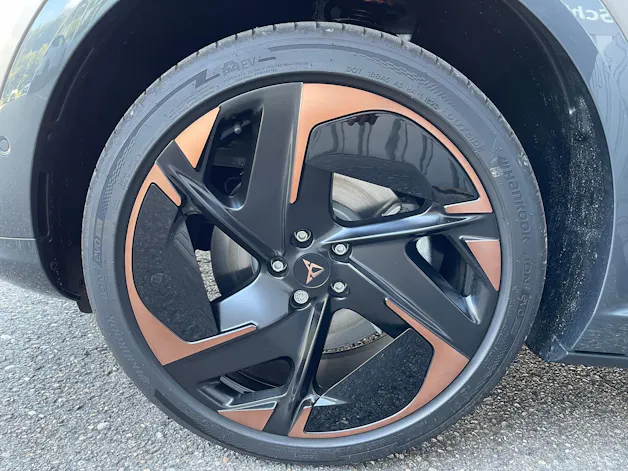 Cupra Tavascan Type 9 77 kWh Adrenaline Prime Edition