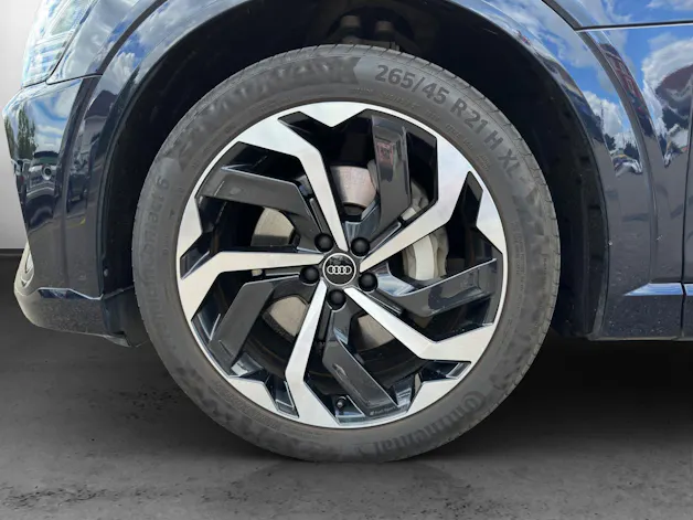Audi e-tron 55 S Line Black Edition quattro