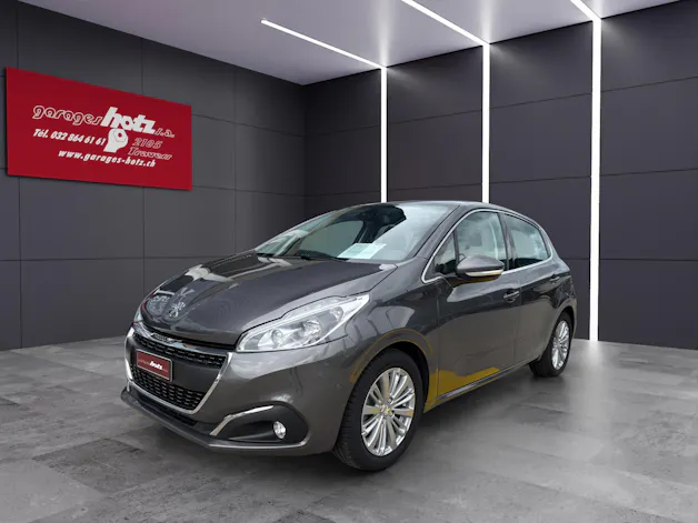 PEUGEOT 208 1.2 Allure