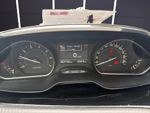 PEUGEOT 208 1.2 Allure