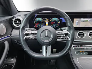 Mercedes-Benz E 220 d T AMG Line 9G-Tronic