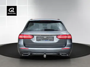 Mercedes-Benz E 220 d T AMG Line 9G-Tronic