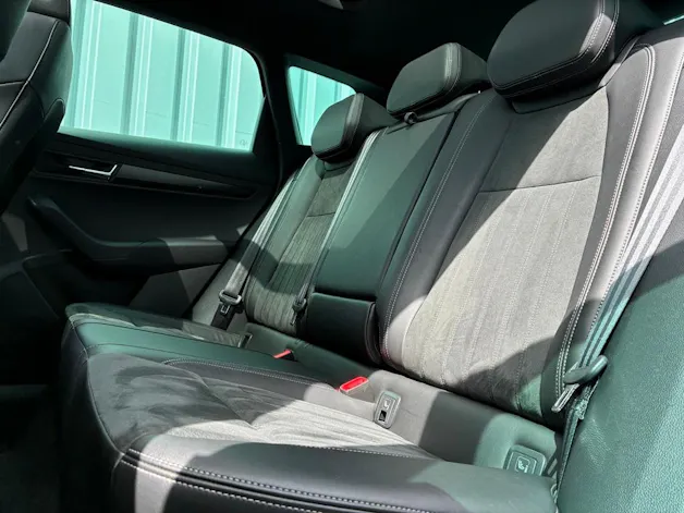 Škoda Karoq 2.0 TSI SportLine 4x4 DSG