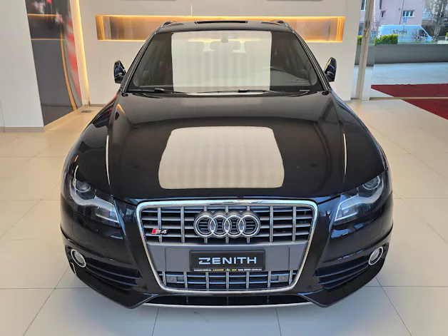 Audi S4 Avant 3.0 TFSI quattro S-tronic