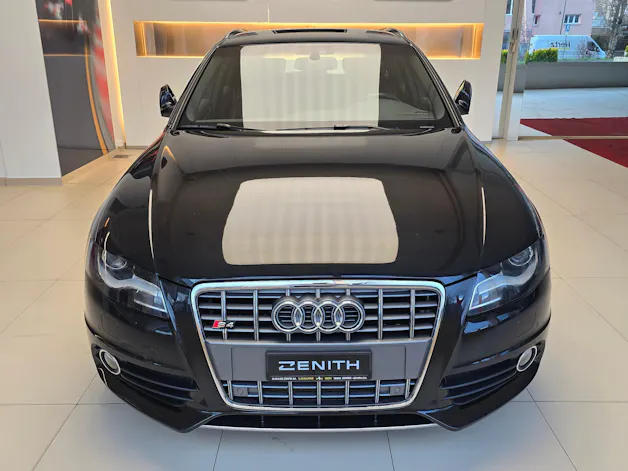 Audi S4 Avant 3.0 TFSI quattro S-tronic