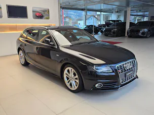 Audi S4 Avant 3.0 TFSI quattro S-tronic