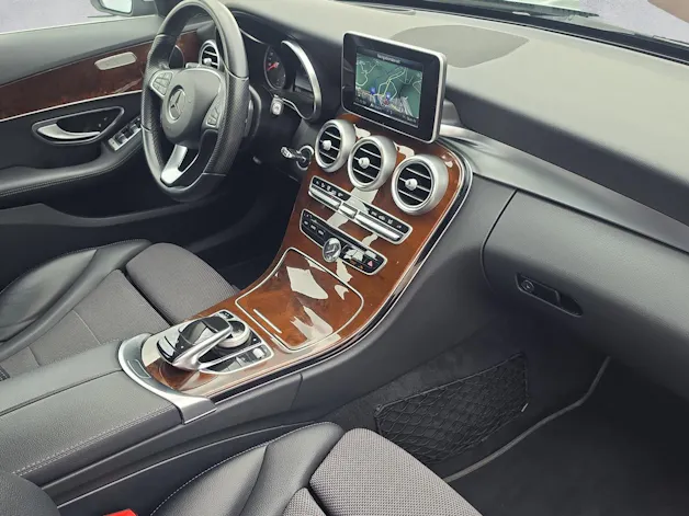 Mercedes-Benz C 250 BlueTEC Avantgarde 4Matic 7G-Tronic