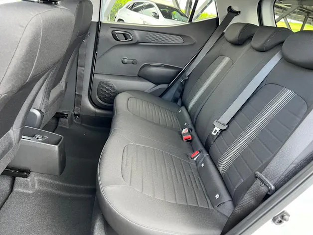 Hyundai i10 1.2 Amplia Aut.