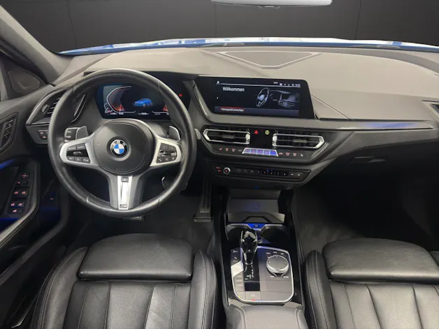 BMW 120d xDrive M SPORT