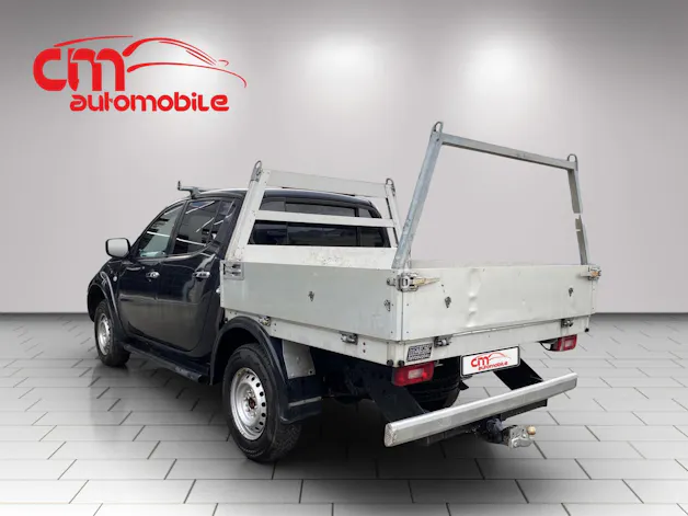 Mitsubishi L 200 2.5 DID Invite Double Cab