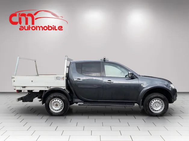 Mitsubishi L 200 2.5 DID Invite Double Cab