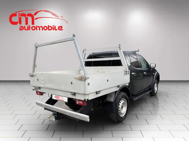 Mitsubishi L 200 2.5 DID Invite Double Cab