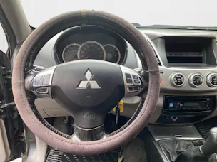 Mitsubishi L 200 2.5 DID Invite Double Cab