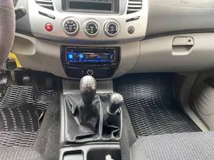Mitsubishi L 200 2.5 DID Invite Double Cab