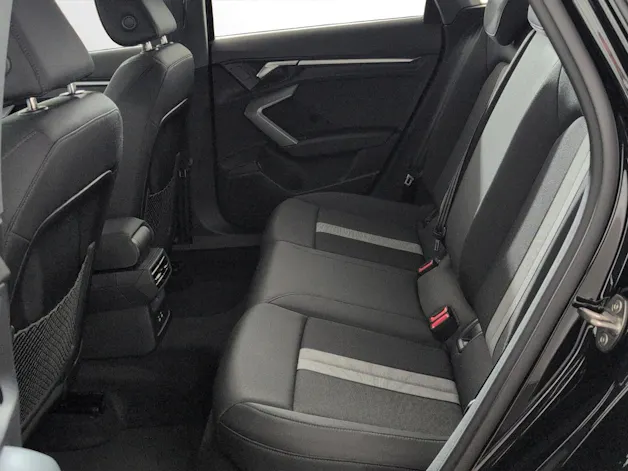 Audi A3 Sportback TFSI 110 kW Attraction S tronic
