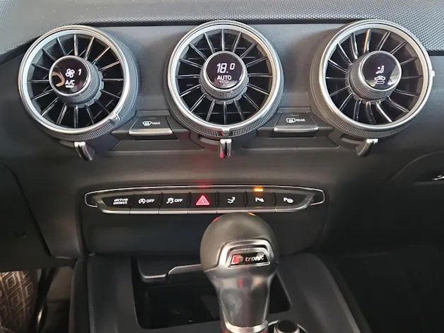 Audi TTS Coupé 2.0 TFSI quattro S-tronic