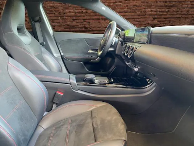 Mercedes-Benz A 200 AMG Line