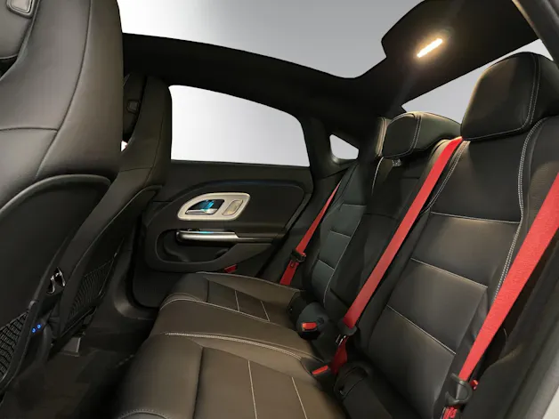 Mercedes-Benz CLA 220 8G-DCT 4Matic