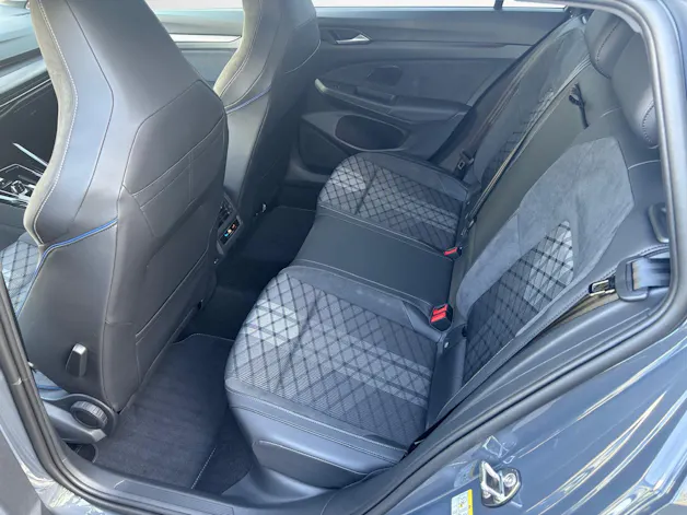 VW Golf Variant R-Line 2.0TSI 204PS 4Motion DSG
