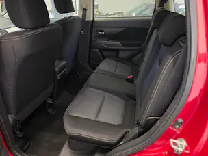 Mitsubishi Outlander 2.2 DID Style 4WD Automatic 7 Sitzplätze