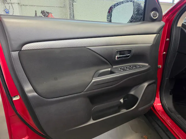 Mitsubishi Outlander 2.2 DID Style 4WD Automatic 7 Sitzplätze