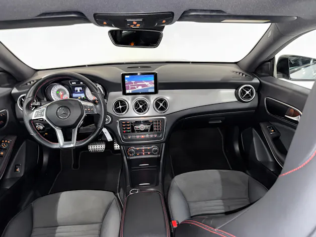 Mercedes-Benz CLA 250 AMG Line 7G-DCT 4Matic | 1.Hand | CH |