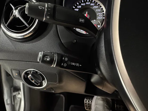 Mercedes-Benz CLA 250 AMG Line 7G-DCT 4Matic | 1.Hand | CH |