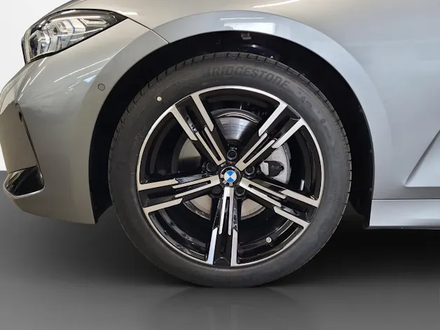 BMW 320d xDrive 48V Touring Steptronic M Sport