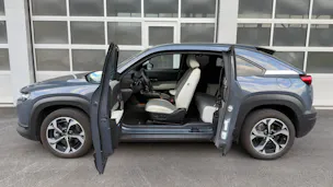 Mazda MX-30 e-Skyactiv R-EV Advantage