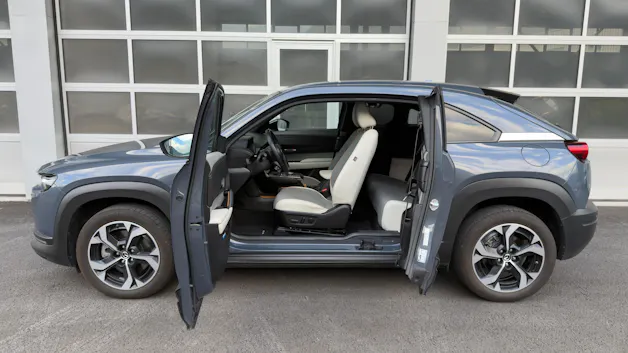 Mazda MX-30 e-Skyactiv R-EV Advantage