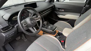 Mazda MX-30 e-Skyactiv R-EV Advantage