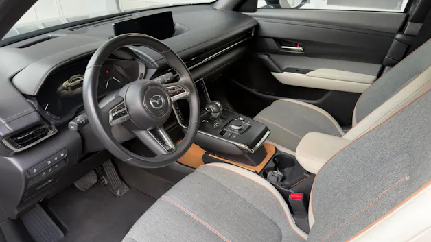 Mazda MX-30 e-Skyactiv R-EV Advantage
