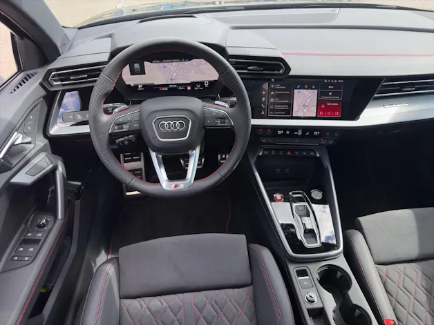 Audi S3 Sportback 2.0 TFSI quattro S-Tronic