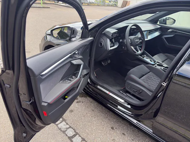 Audi S3 Sportback 2.0 TFSI quattro S-Tronic