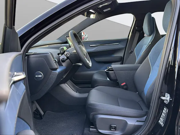 Volvo EX30 Cross Country E60 69kWh Twin Performance AWD