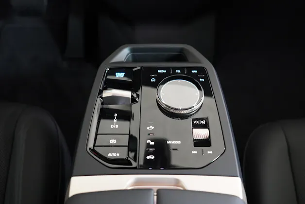 BMW iX xDrive50